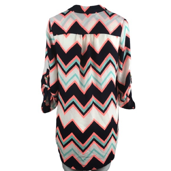 Rue 21 woman’s shirt semi sheer chevron pattern neon - Picture 2 of 3